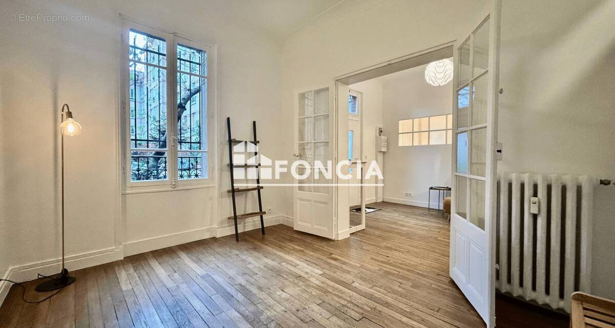 Appartement à COLOMBES