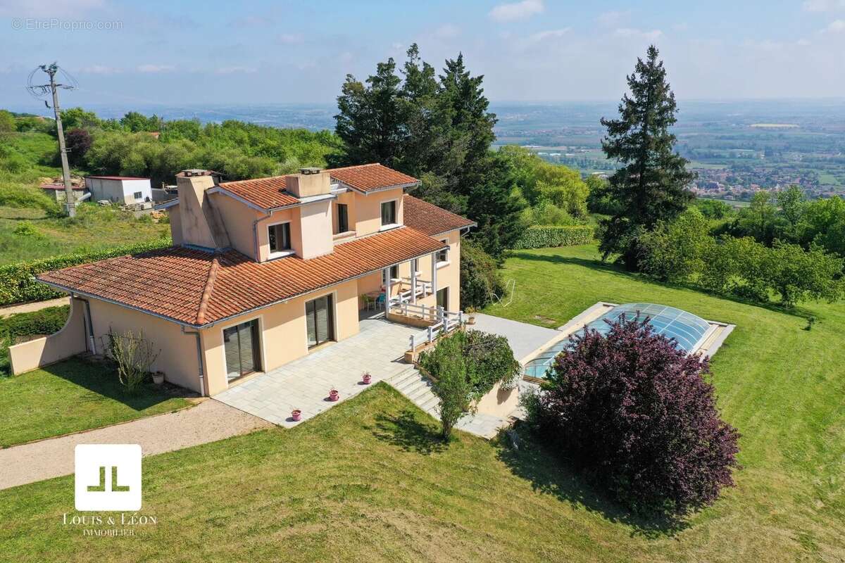 Maison à MARCY
