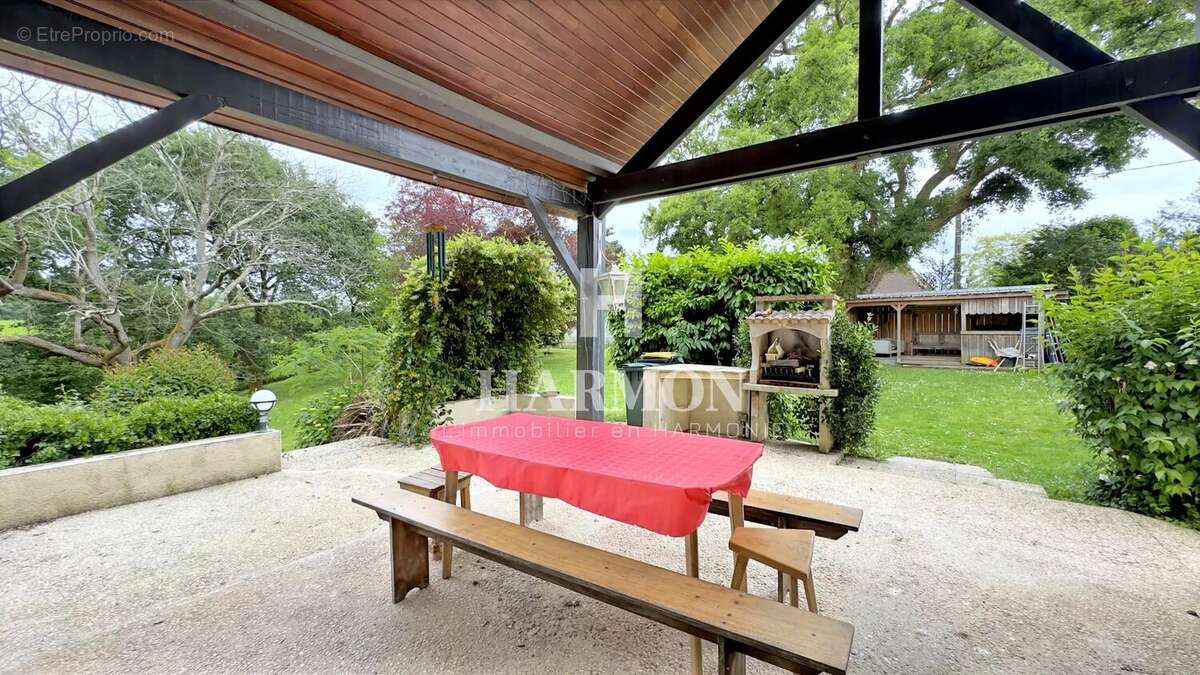 HARMON A VENDRE - Villa de 160m² sur 3400m² arborés - photo 14