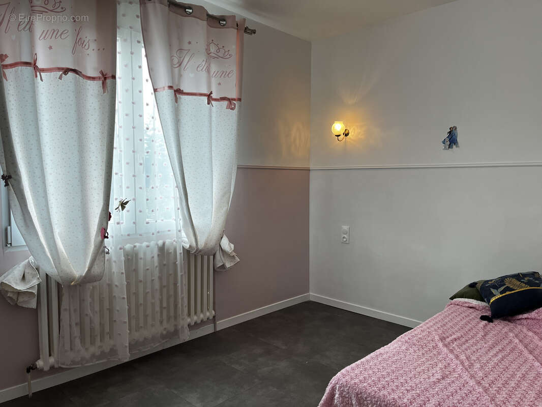 Maison à LA FERRIERE-EN-PARTHENAY