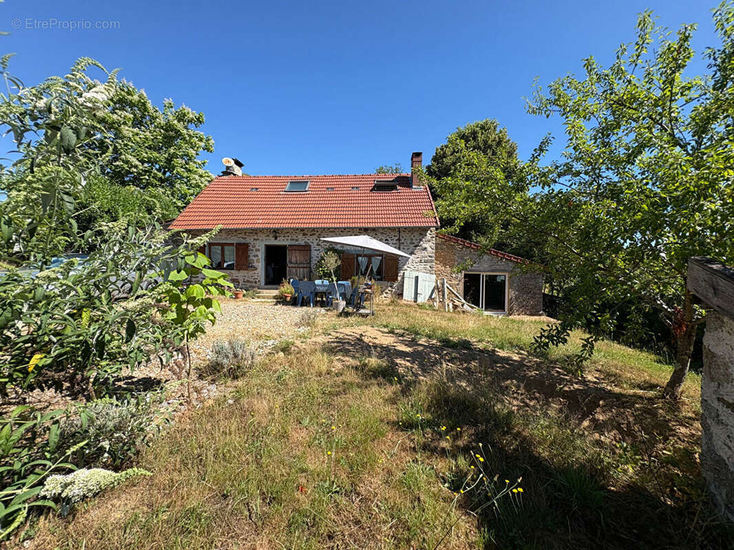 Maison à CHAMPNETERY