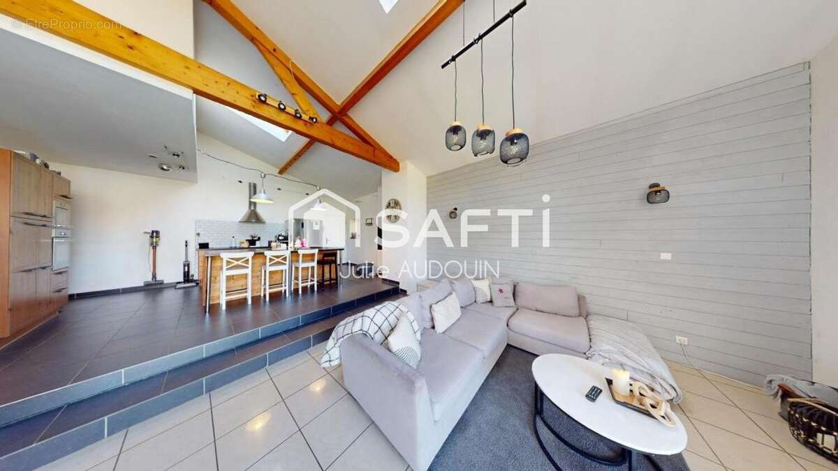 Maison 217 m² à Soudan  - photo 2