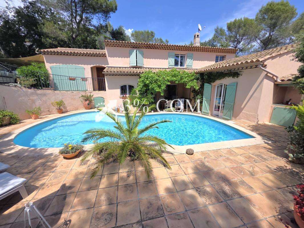 Maison à SAINT-RAPHAEL