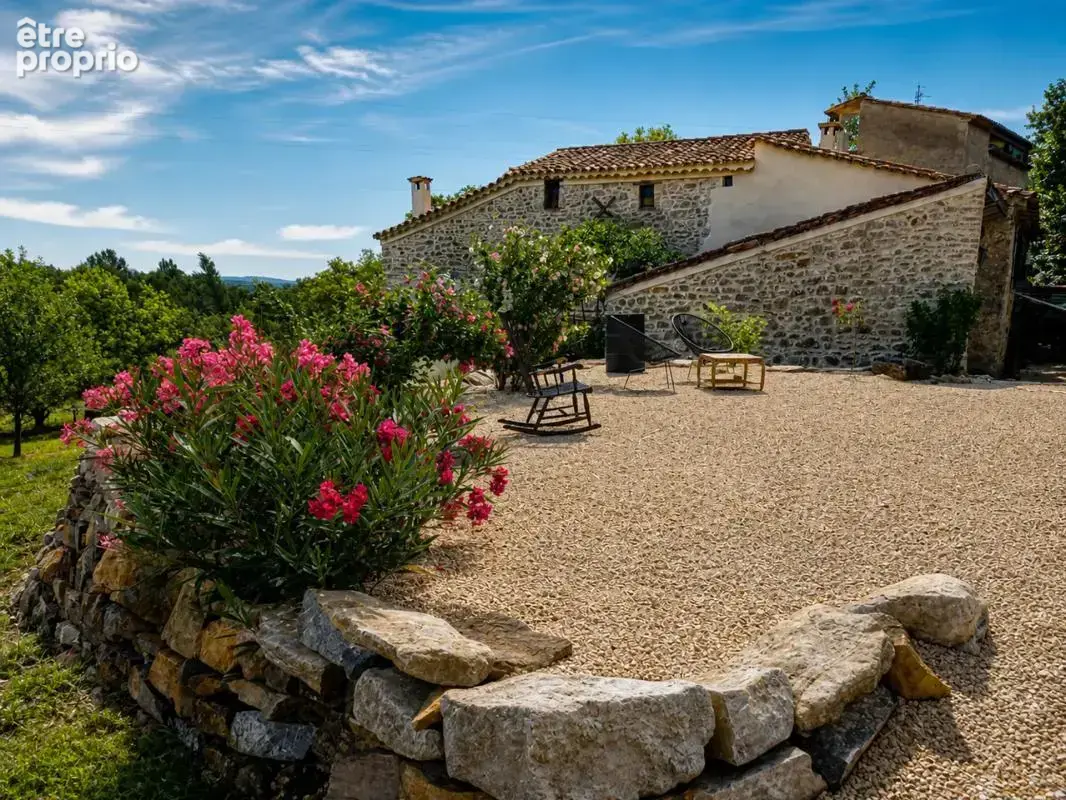 Maison de 4 pièces de 210 m² à Tornac - photo 17