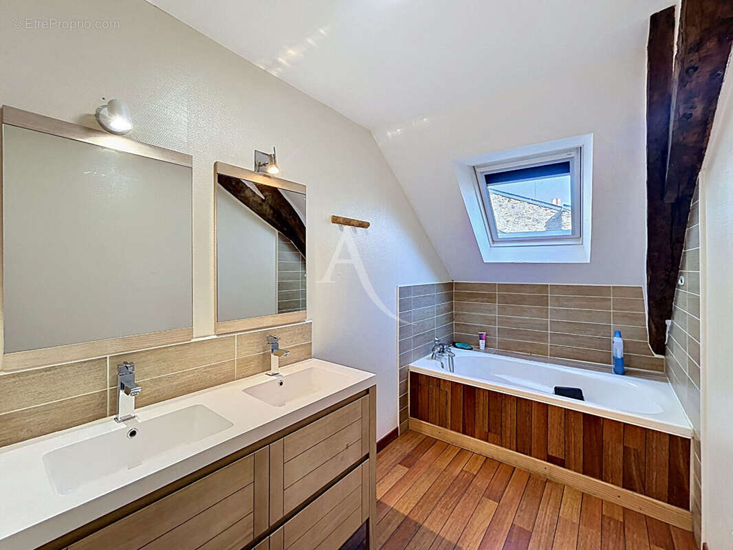 Appartement à CHATEAU-GONTIER