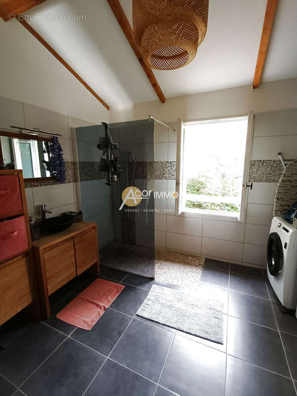 Appartement à SIX-FOURS-LES-PLAGES