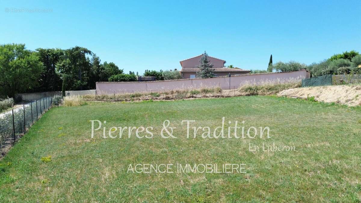 Joli terrain constructible à vendre à Gargas - photo 2