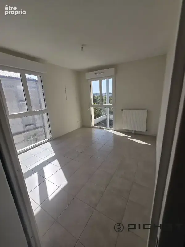 LA ROCHELLE  Appartement 2 pièces 47.54m² + terrasse et parking couvert . - photo 11