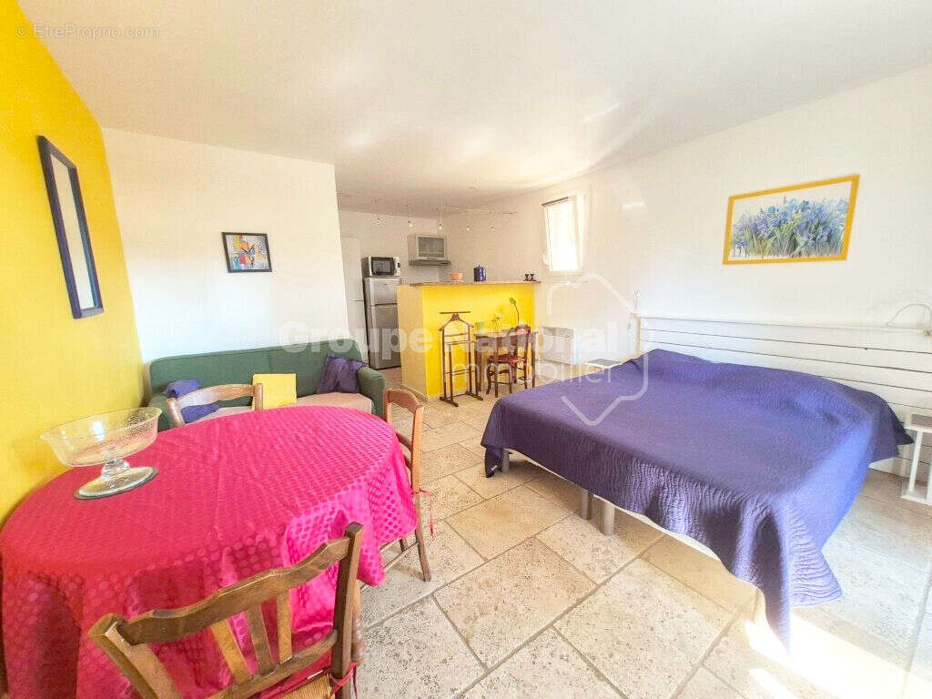 Maison à GREOUX-LES-BAINS