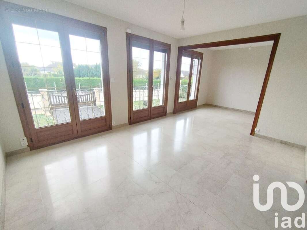 Photo 3 - Maison à BRESLES