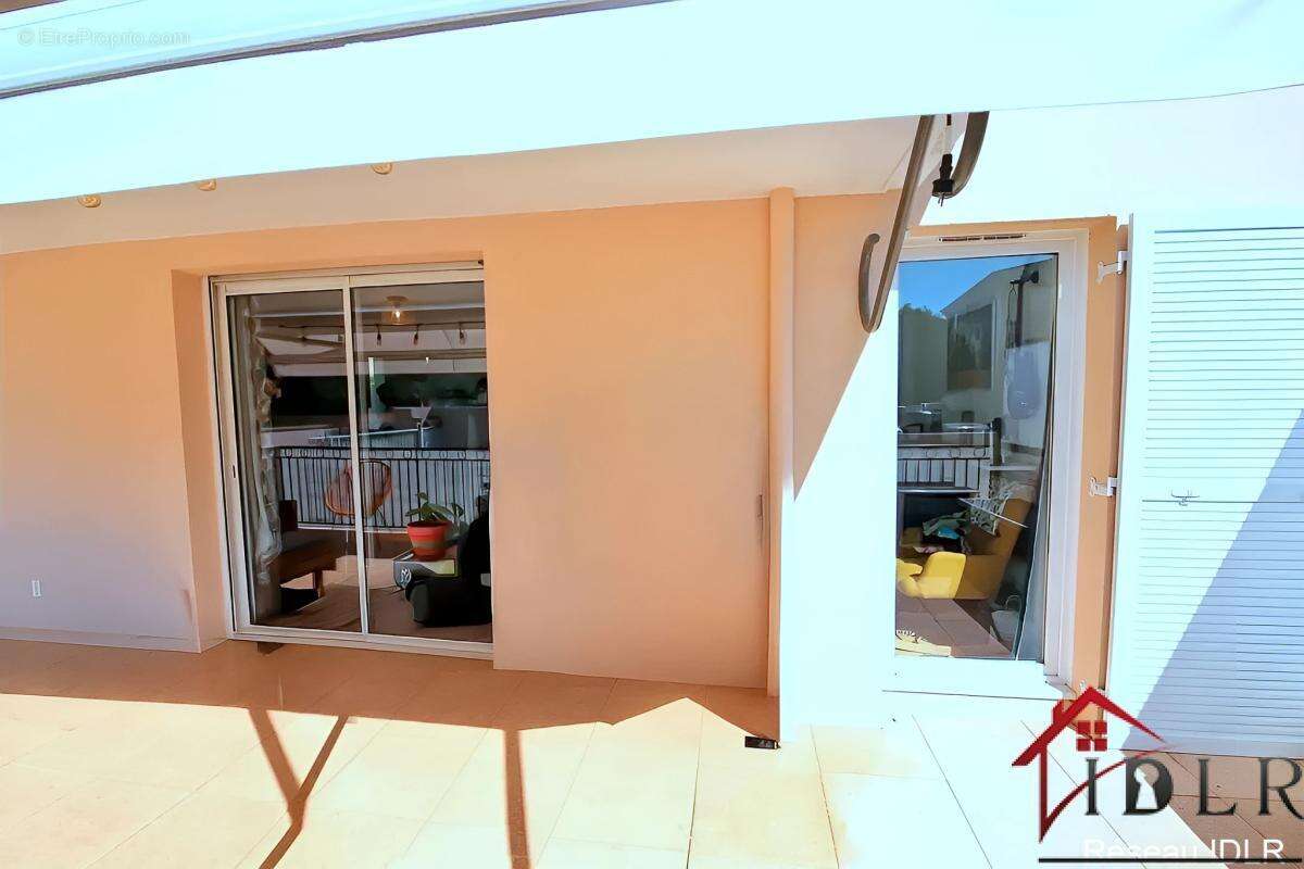 Appartement à HYERES