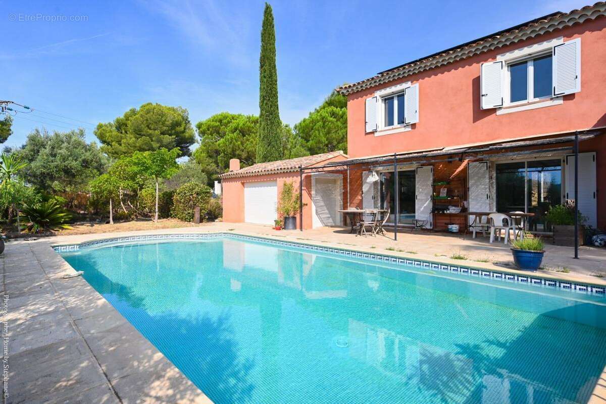 Maison à LA CADIERE-D'AZUR