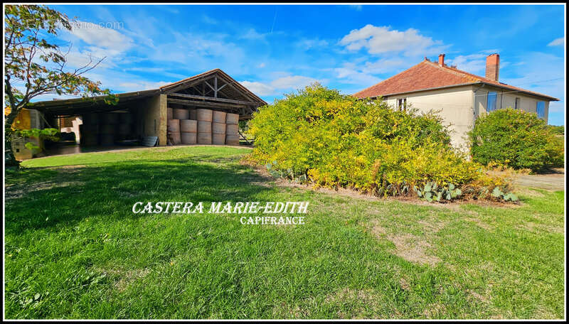 Maison à VIC-FEZENSAC