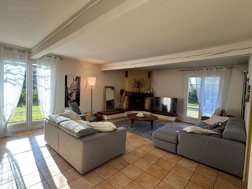 Maison Labastide Saint Sernin 7 pièce(s) 296.56 m2 - photo 8