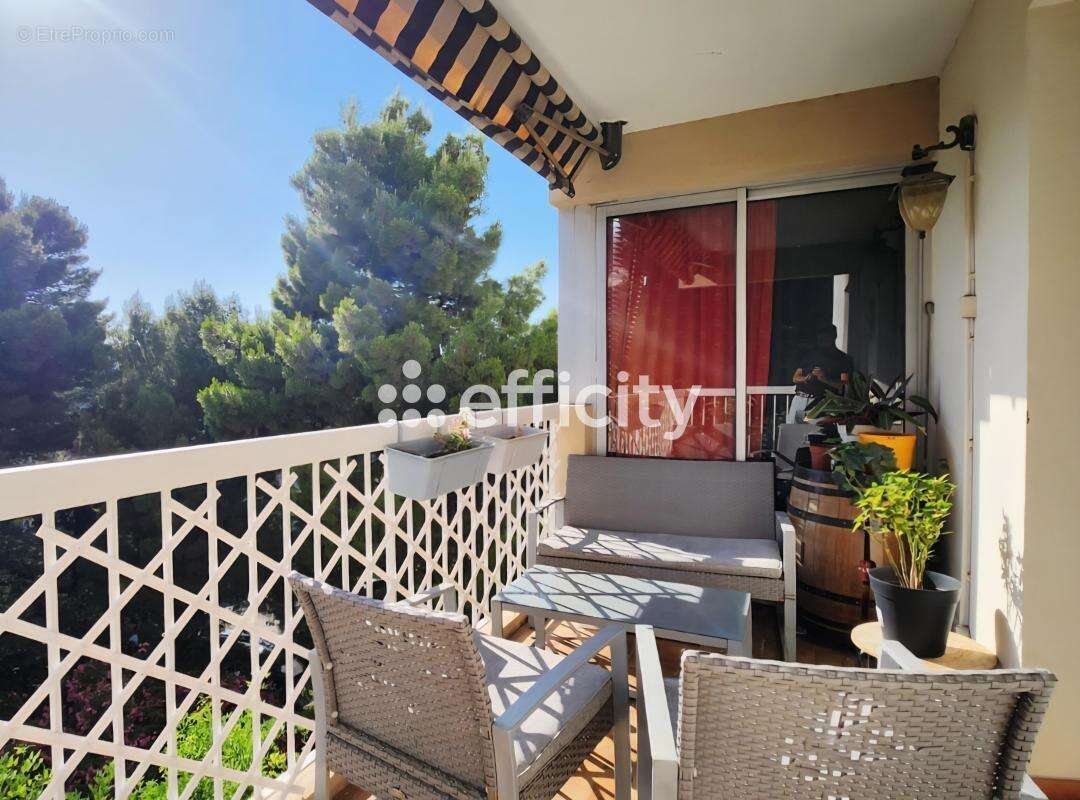 Appartement à MARSEILLE-11E