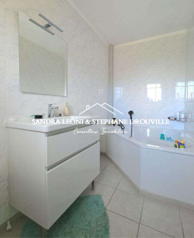 Maintenon - saint piat charmante maison  de 120 m² - 4 chambres - photo 10