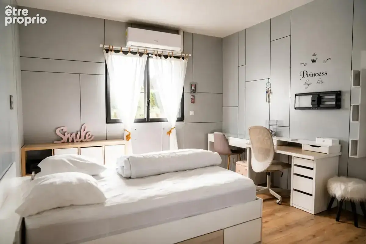 Maison de 7 pièces de 360 m² à Moncourt-Fromonville - photo 13