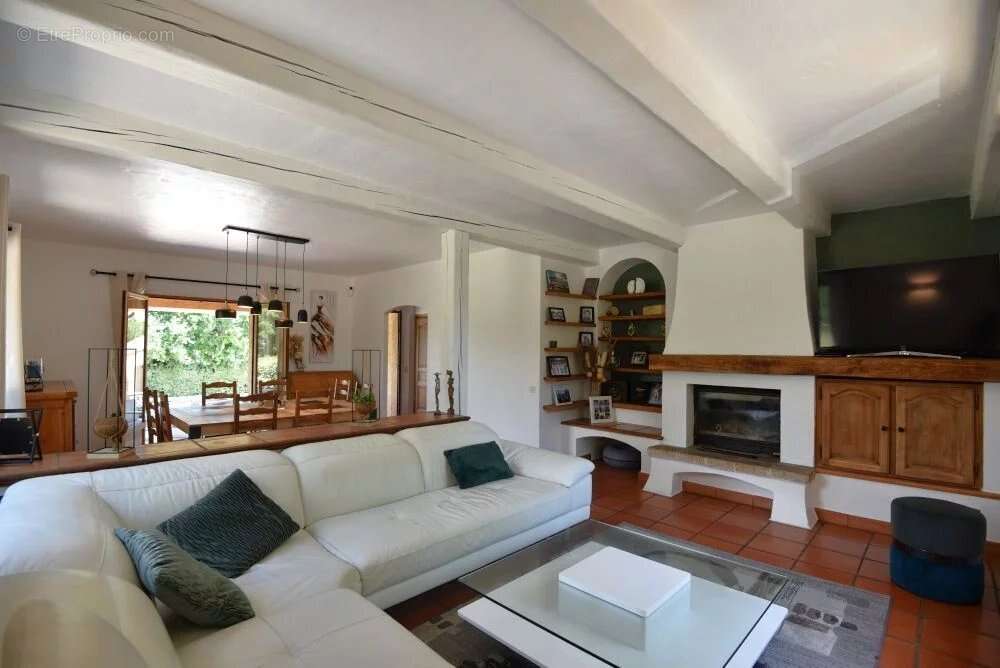 Maison à FAYENCE
