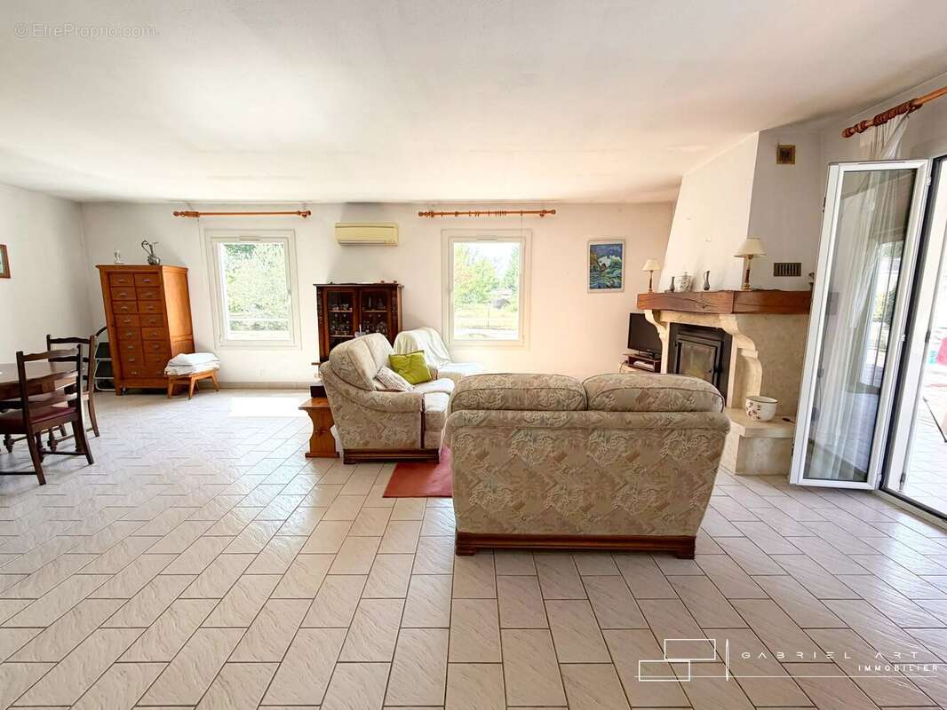 Maison 110 m² à Pavie  - photo 2