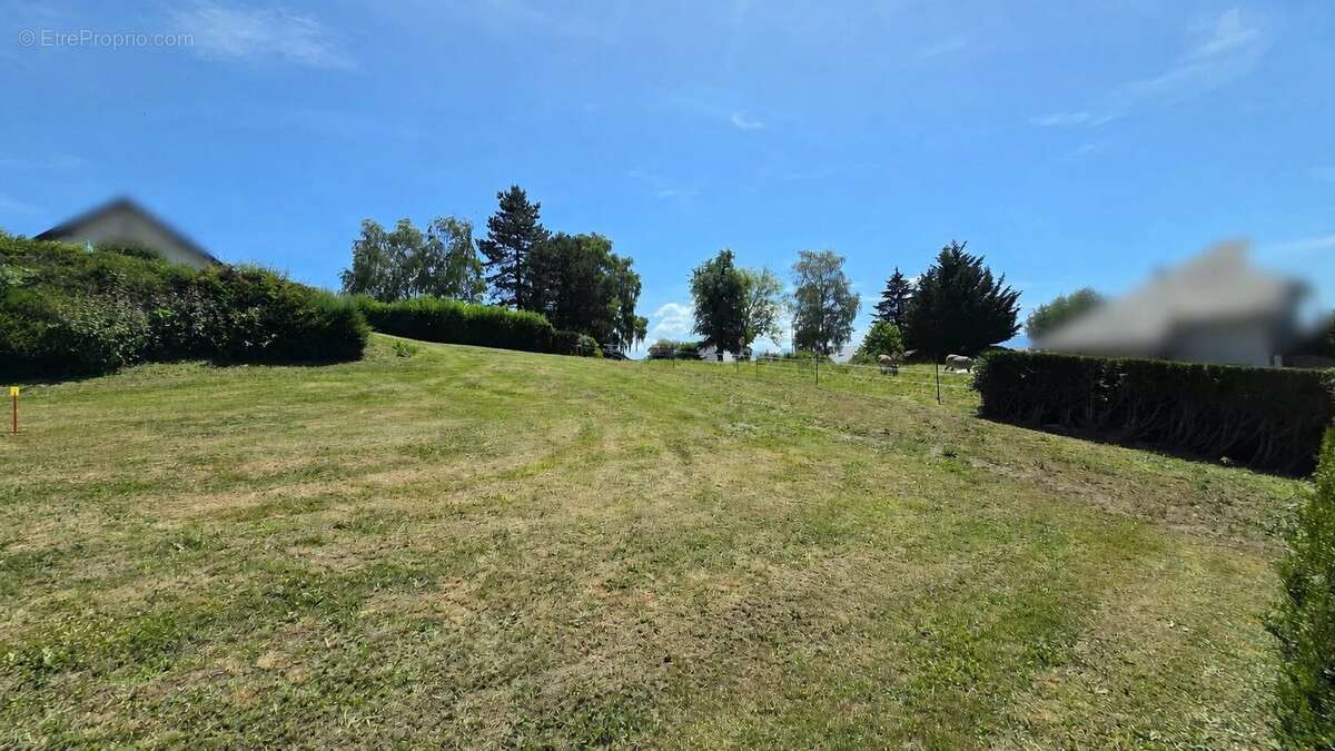 Terrain à VOVRAY-EN-BORNES