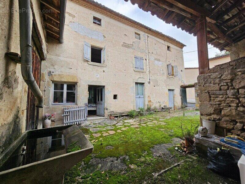 Photo 1 - Maison à RAVEL