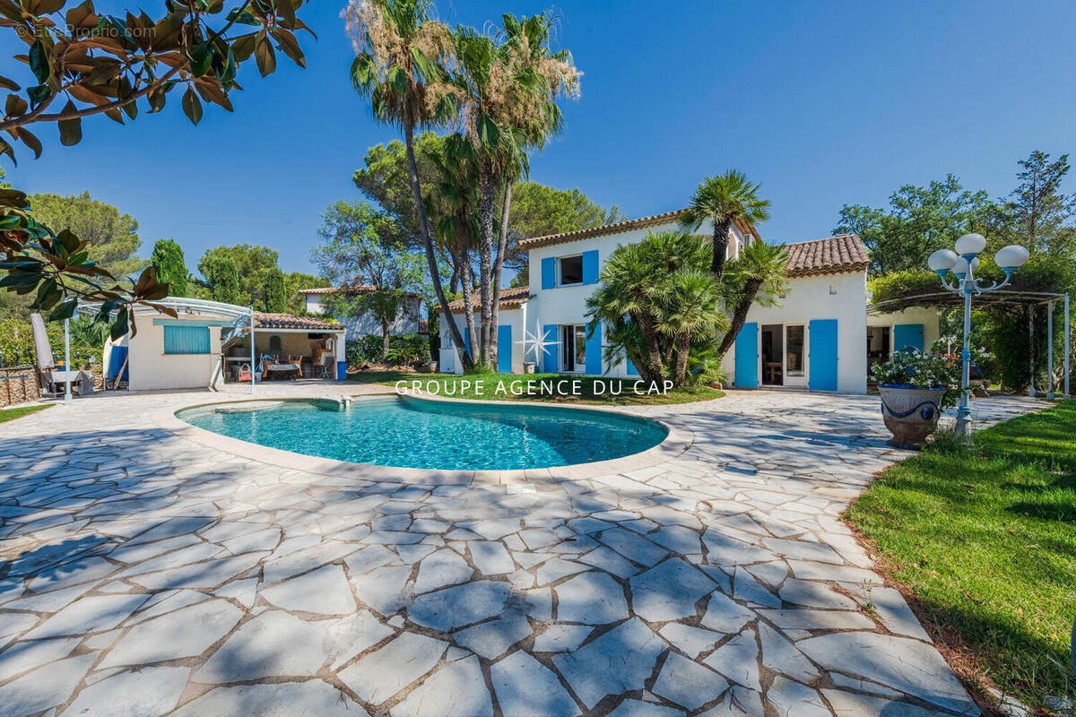 Maison à FREJUS