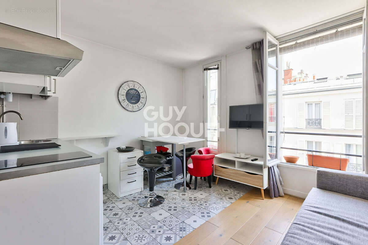 Appartement à PARIS-17E