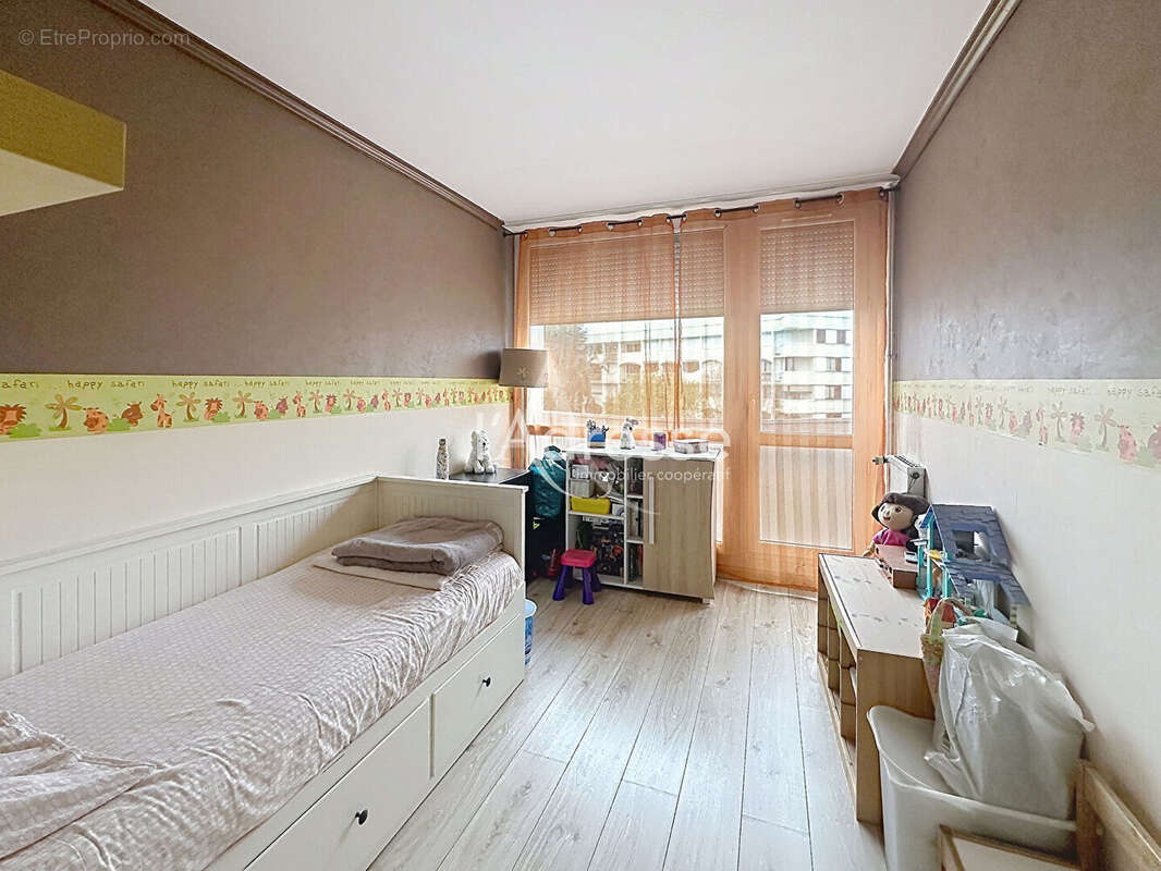 Appartement à CHELLES