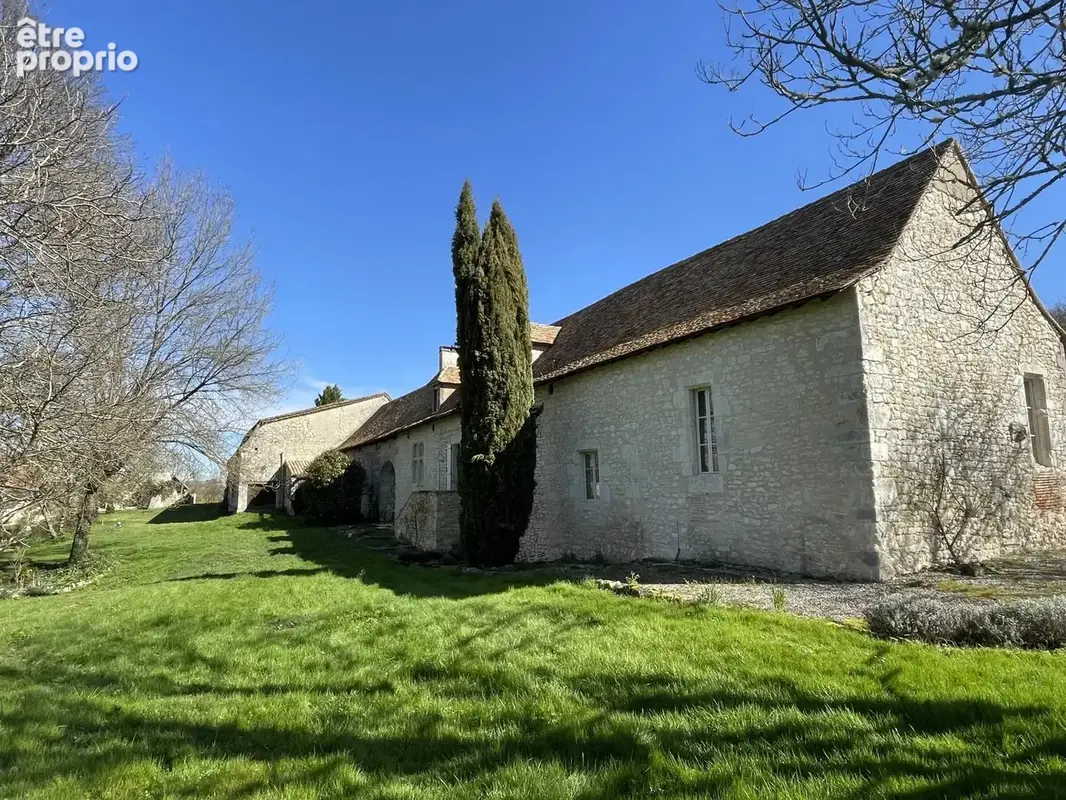 Maison en pierre magnifiquement rénovée près d'un village - photo 19