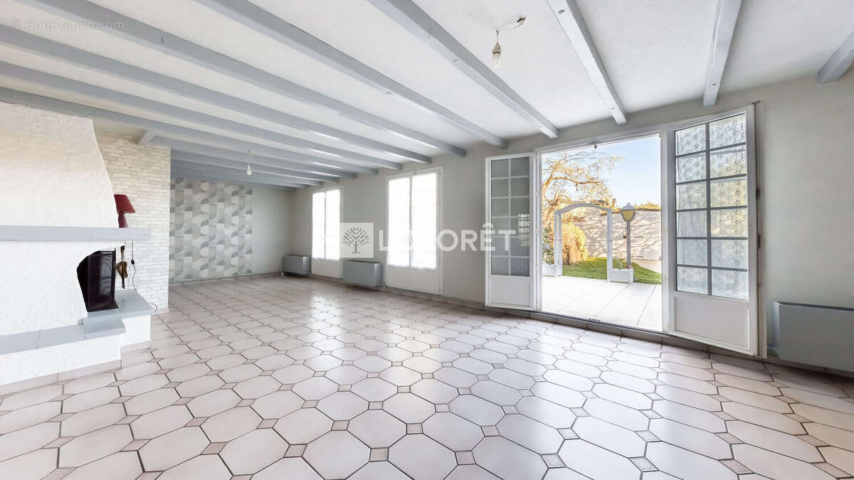 Maison à PONTAULT-COMBAULT