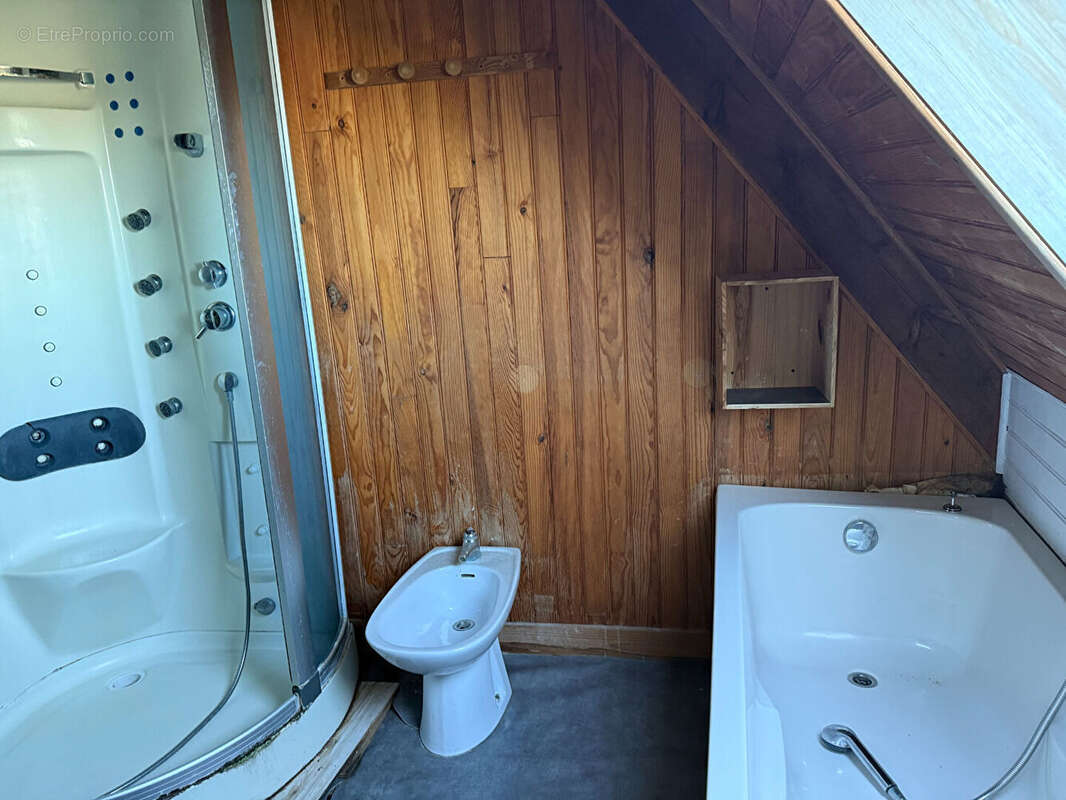 Appartement à SAINT-JEAN-BREVELAY