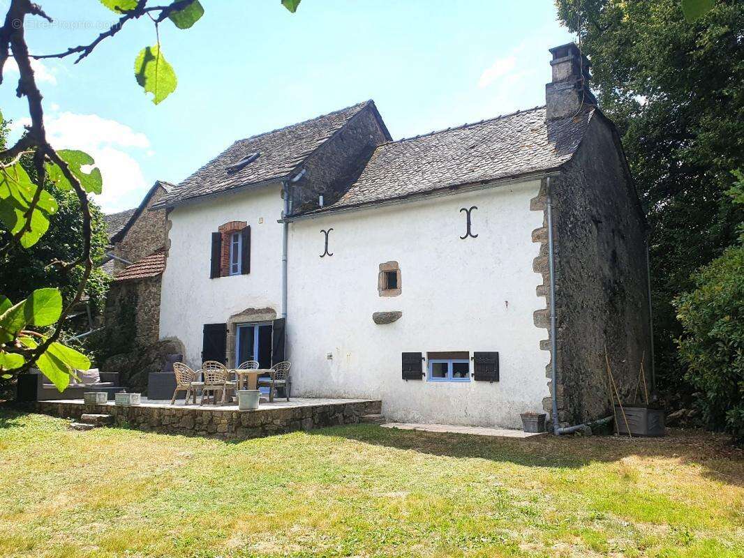 Maison à LA BASTIDE-L&#039;EVEQUE