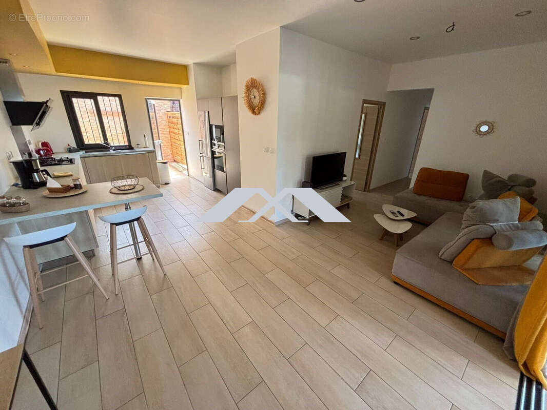 Maison à SAINT-JOSEPH