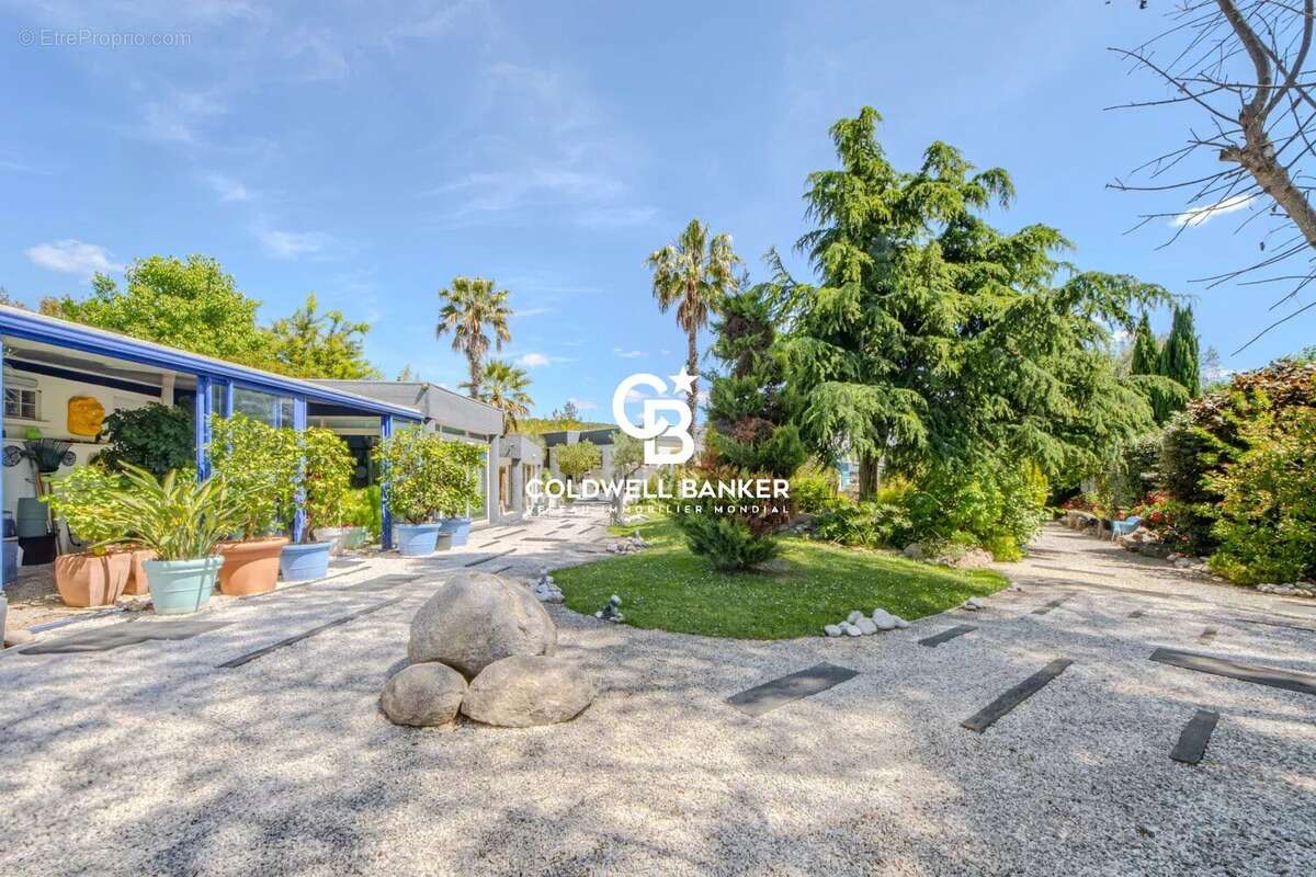 Maison à VILLETELLE