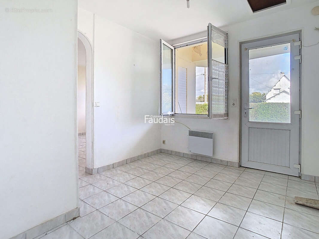 Maison 59 m² à Surville  - photo 2
