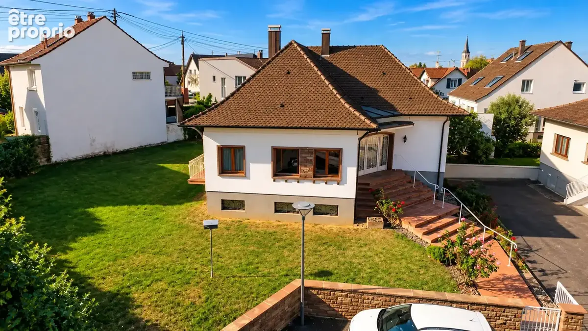 REICHSTETT - Maison 158,50 m2 sur un terrain de 6 ares - Beau potentiel - photo 1