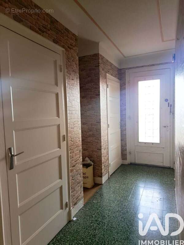 Photo 2 - Maison à SURY-LE-COMTAL