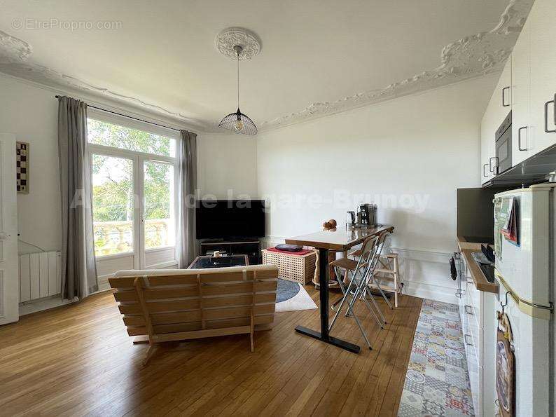 Salon2 - Appartement à BRUNOY