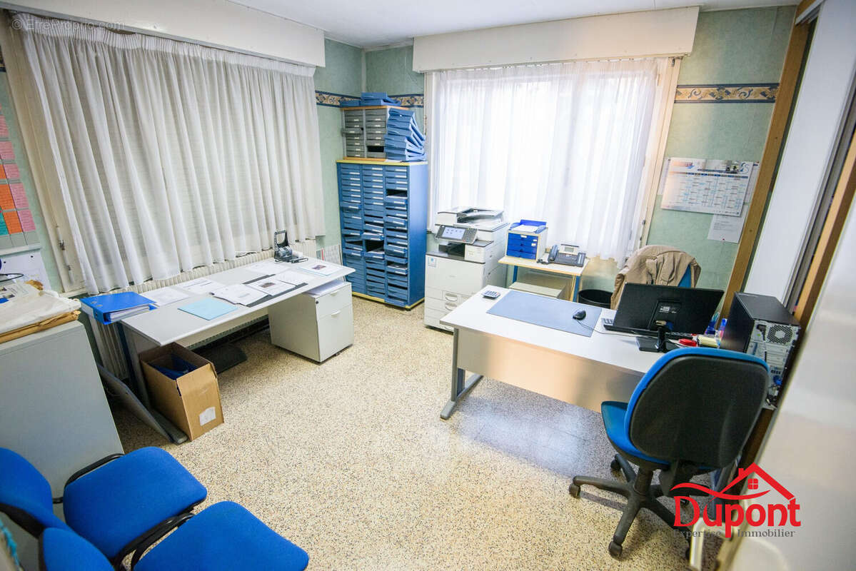 Commerce à CONDE-SUR-L&#039;ESCAUT