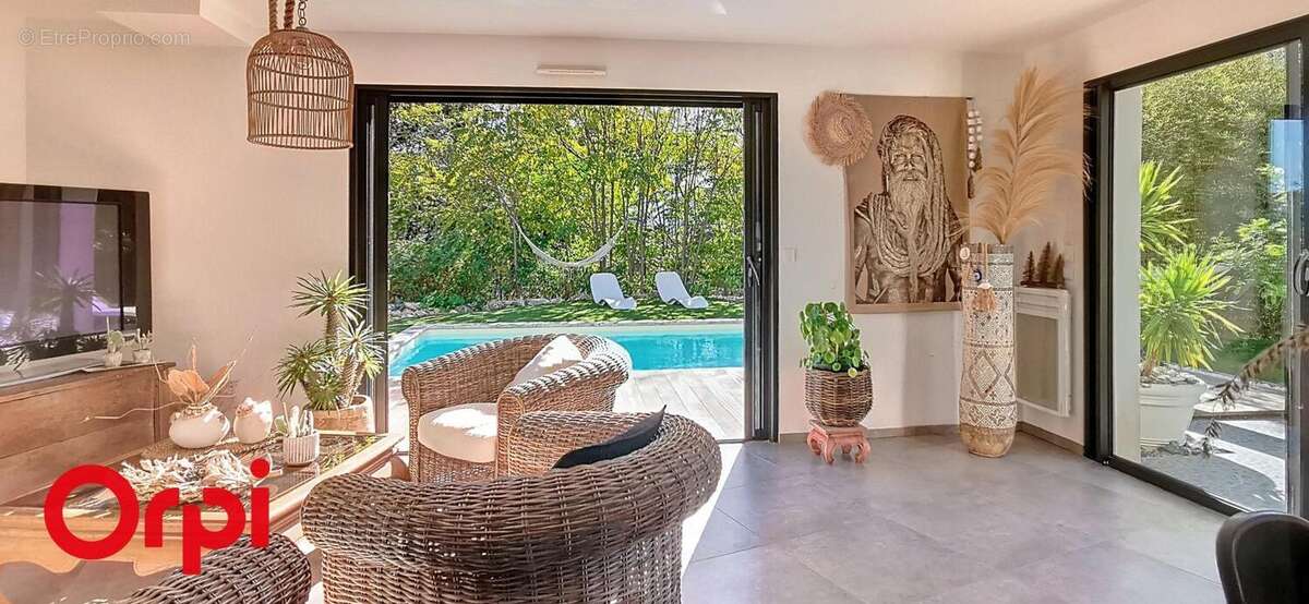 Maison à LA CADIERE-D&#039;AZUR