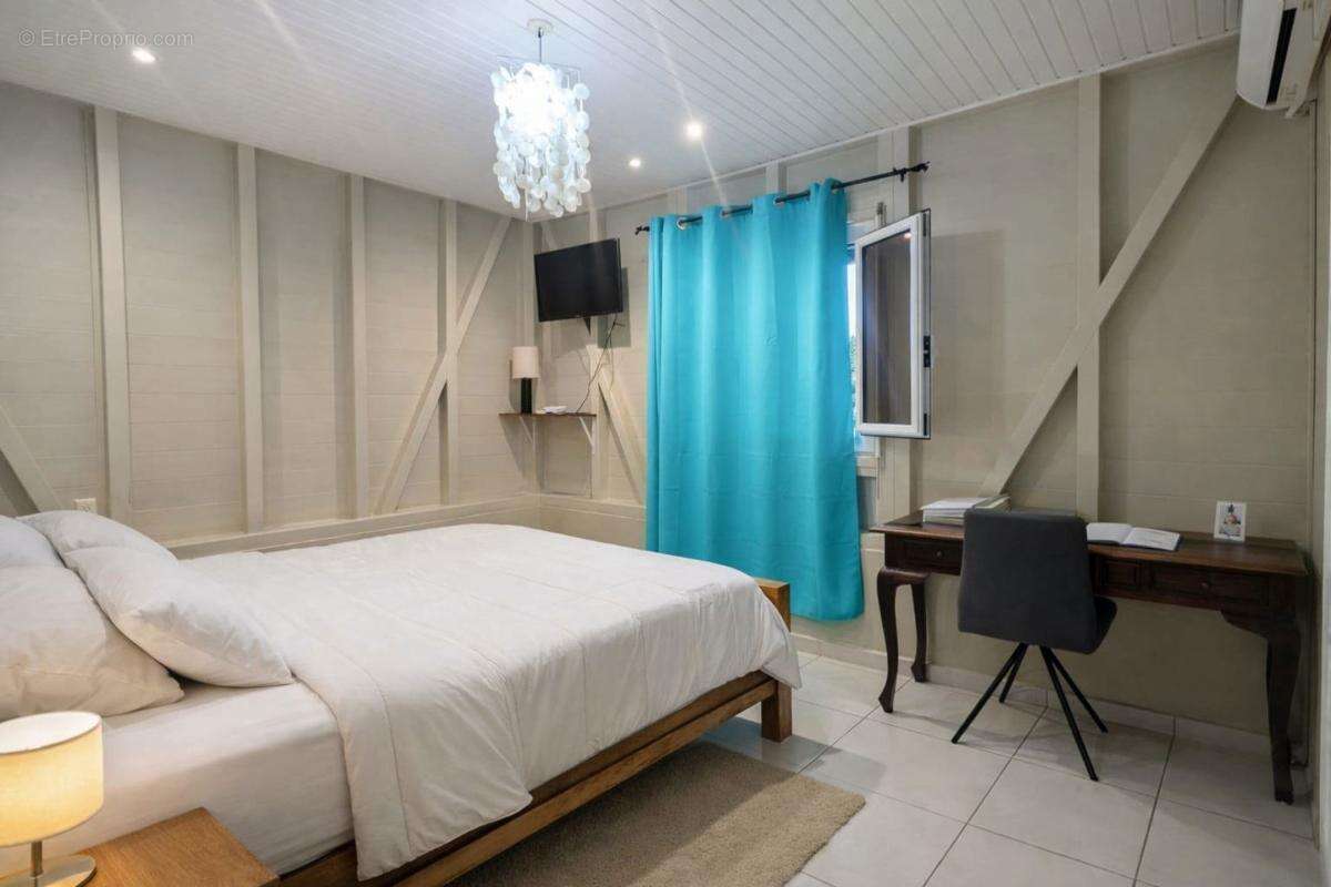 Maison à SAINTE-ROSE