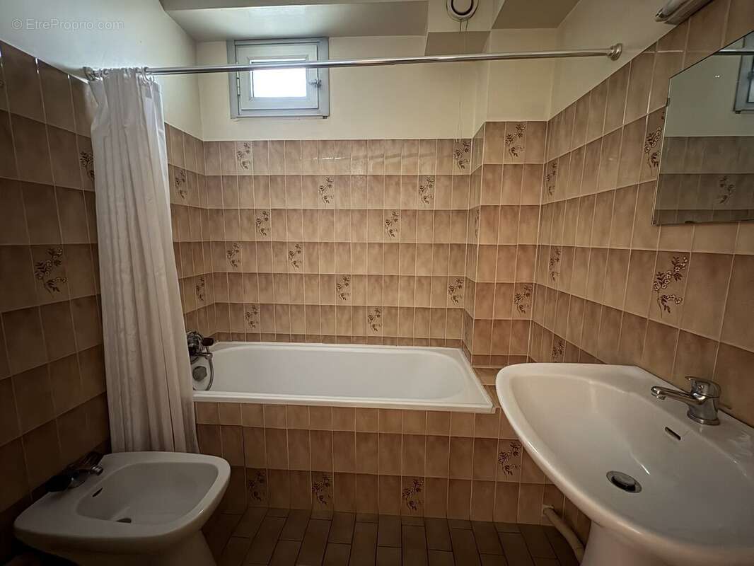 Appartement à SAINTES