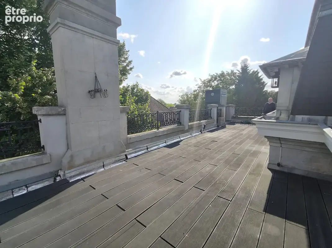 Barbieux lafargue type 2 avec terrasse et parking - photo 10