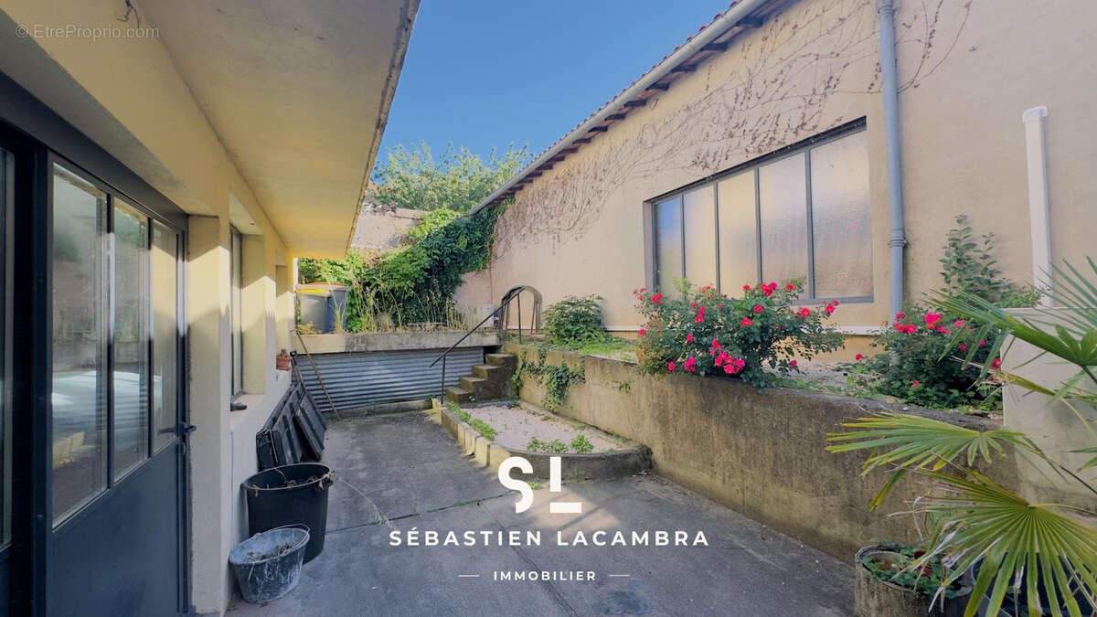 Appartement à SAINT-JUERY