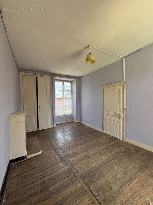 Maison à CHATILLON-SUR-SEINE