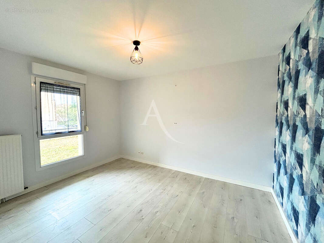 Appartement à CHARNAY-LES-MACON