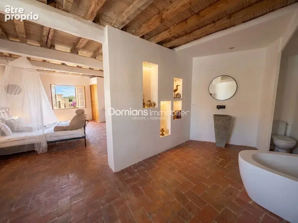 Maison 6 pièces 388 m² à vendre à Vinca (66320) - photo 2