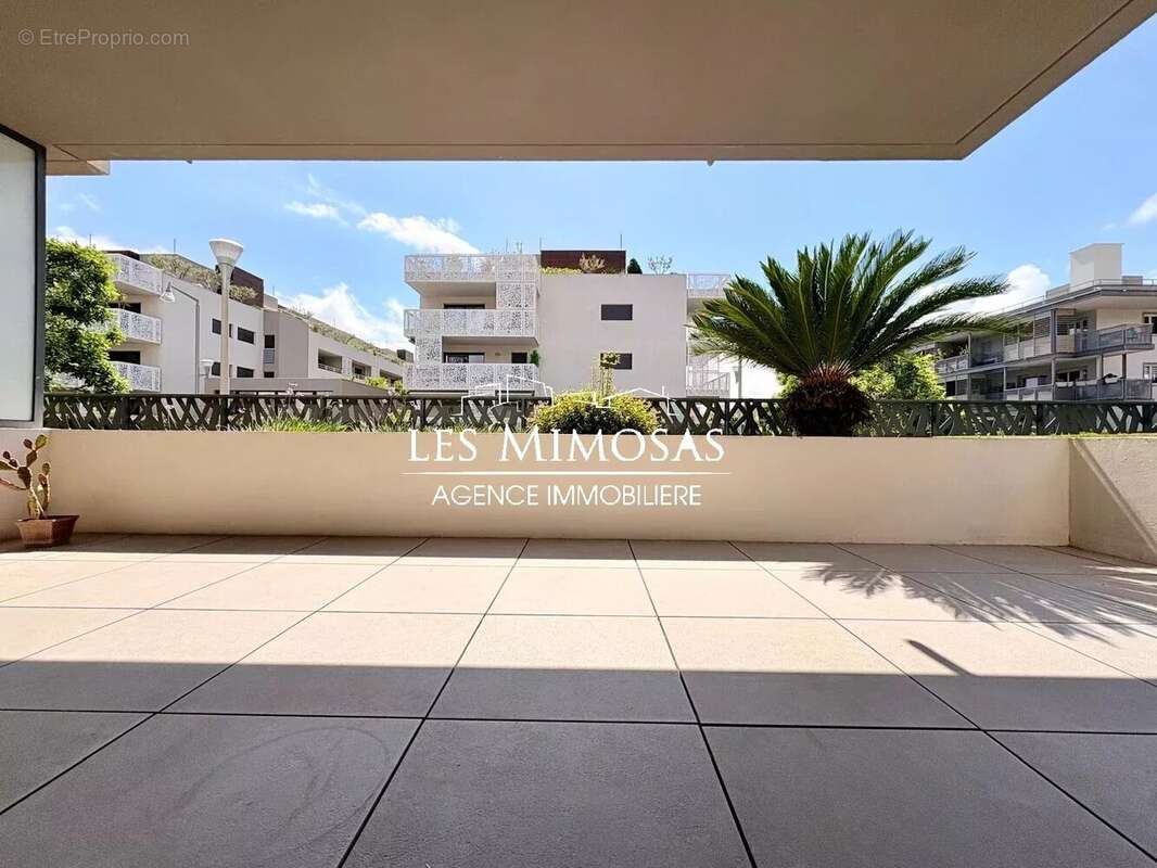 Appartement à FREJUS
