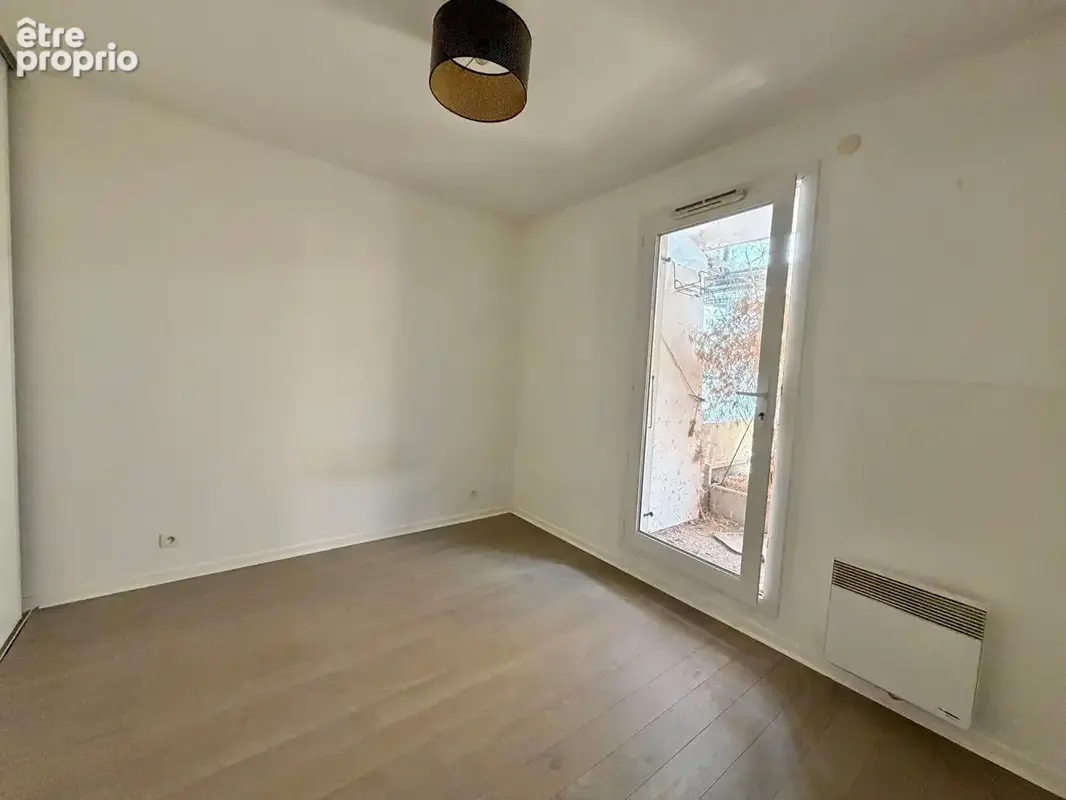 F2 de 39 m² + 34 m² de jardin/terrasse Rer D & B - photo 7