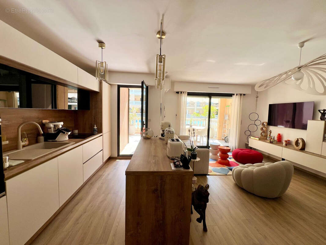 Appartement à LE CANNET